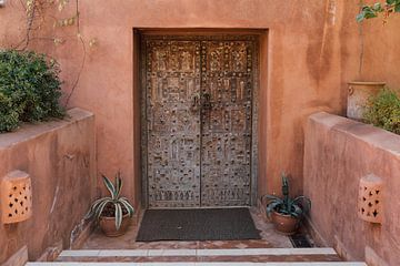 La porte en bois | Photographie de voyage marocaine sur Yaira Bernabela