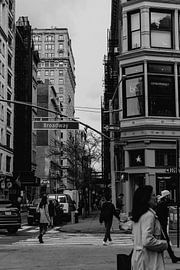 Broadway Street Photography von Kelsey van Holt