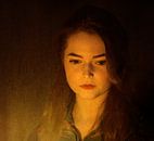 Portrait girl by candlelight by Marijke van Loon thumbnail