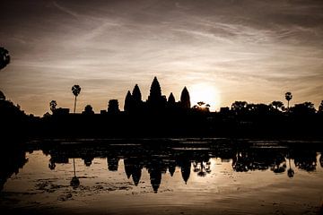 Lever de soleil sur Angkor Wat sur Levent Weber