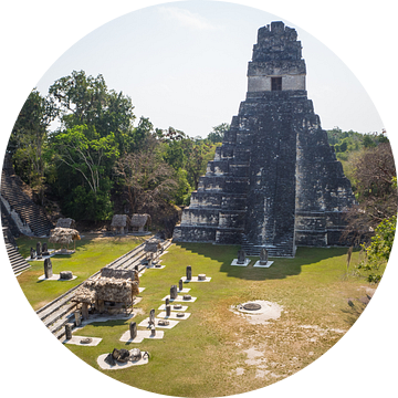 Tikal Guatemala Ruines van oude Mayastad van Michiel Dros
