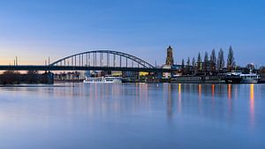 Arnheim Stadt am Rhein mit Hochwasser