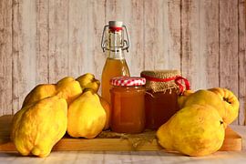 Still life with quinces by Anette Jäger