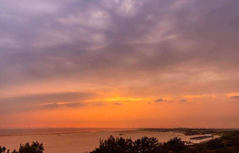 Coloured sky with the Oosterscheldekering 5 by Percy's fotografie