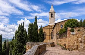Pienza kerk en stadsmuur, Italië van Adelheid Smitt