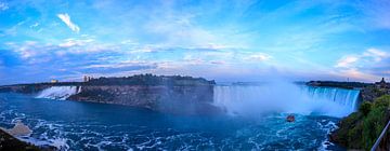 Panorama uitzicht Niagara watervallen van Timo  Kester