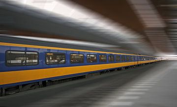 Train at full speed through the Bijlmer station in Amsterdam by Eye on You