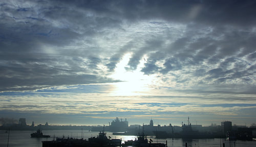 Port 001