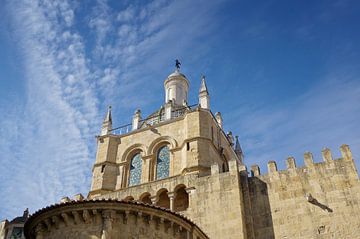 Coimbra: de oude kathedraal Sé Velha van Berthold Werner
