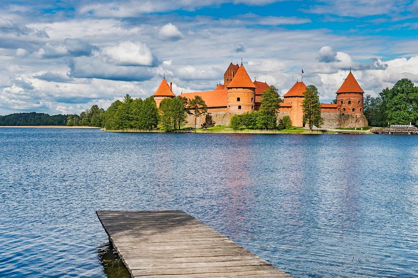 Trakai Island Castle, Lithuania by Gunter Kirsch