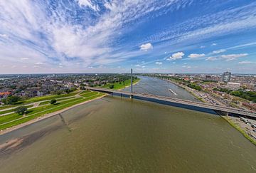 Düsseldorf von Michael Ruland