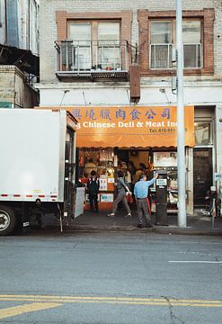 Street chinatown San Francisco | Reisfotografie foto fine art print | Californië, U.S.A. van Sanne Dost