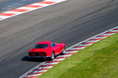 Ferrari 275 GTB klassieke sportwagen op Spa Francorchamps