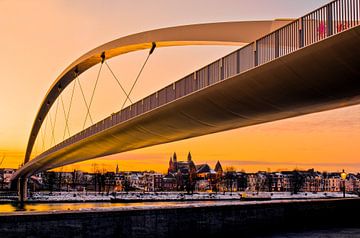 Hoge brug in Maastricht - Gouden uur sur Photography by Karim