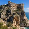 Kliffen en de Middellandse Zee - Morro Falquí van Adriana Mueller