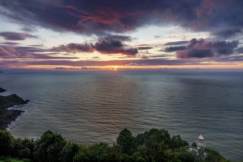 Sunset at the Igeldo mendiko itsasargia lighthouse by Christoph Hermann