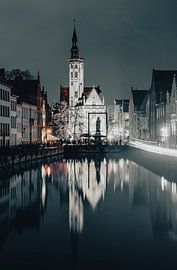 Jan van Eyckplein, Bruges Winter glow (Ethereal blacks) by Daan Duvillier | Dsquared Photography