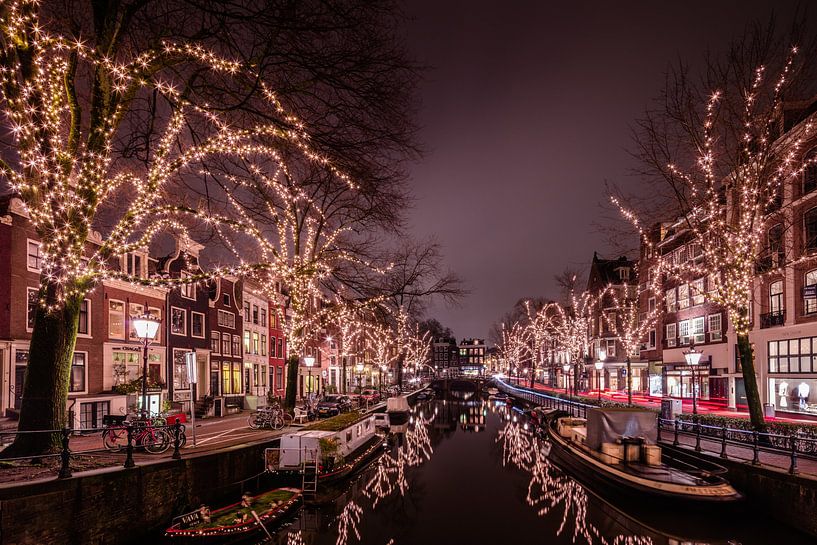 Spiegelgracht Amsterdam in de avond van Daan van Oort