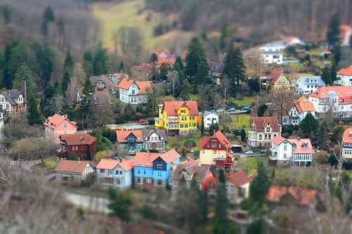 Luchtfoto van het romantische middeleeuwse stadje Wernigerode in het Harzgebergte