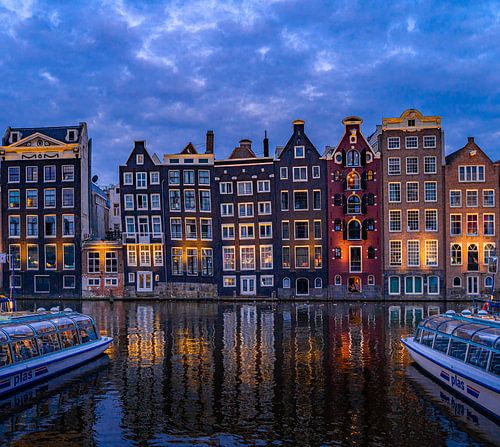 Dancing houses of damrak