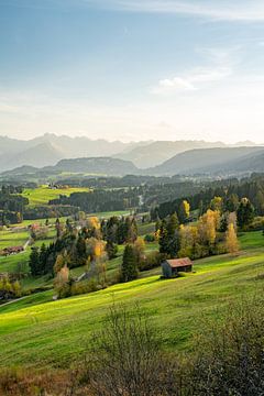 Ofterschwang Uitzicht op de Allgäu en de Allgäuer Alpen van Leo Schindzielorz