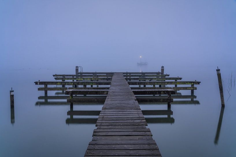 Nebliger Morgen von Bart Hendrix