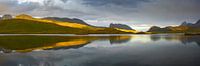 Fjord im Norden von Norwegen von Chris Stenger Miniaturansicht