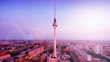 Berlin – TV Tower Skyline van Alexander Voss