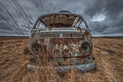 Verlaten Volkswagen busje ergens in Belgie