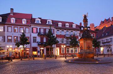 Maïsmarkt in de schemering, oude stad, Heidelberg, oude stad, Heidelberg