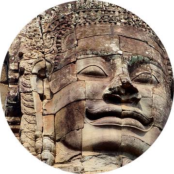 Boeddha Angkor Thom van Inge Hogenbijl