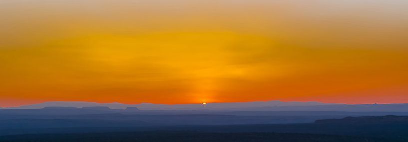 Sonnenuntergang am Canyonlands National Park, USA von Rietje Bulthuis