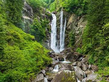 Cascata di Valclava of Kalmtaler Wasserfall waterval in Zuid-Tirol van Sjoerd van der Wal Fotografie