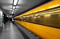 Berlijn - U-Bahn  van Ton de Koning thumbnail
