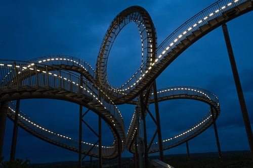 Tiger & Turtle zur blauen Stunde
