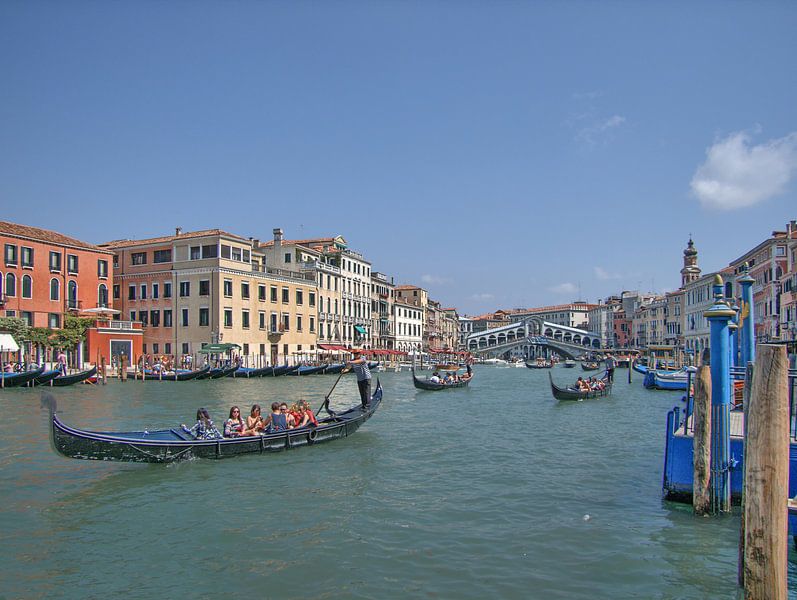 Gondels in Venetie van Rens Marskamp