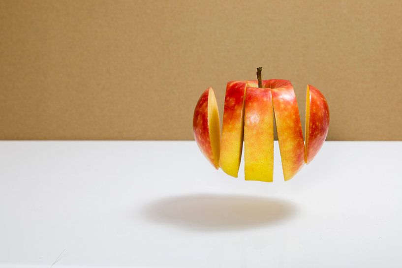 Hovering apple by shoott photography