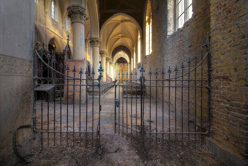 Église abandonnée en Belgique par Truus Nijland