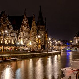 Gent bij avondlicht van Peter Voogd