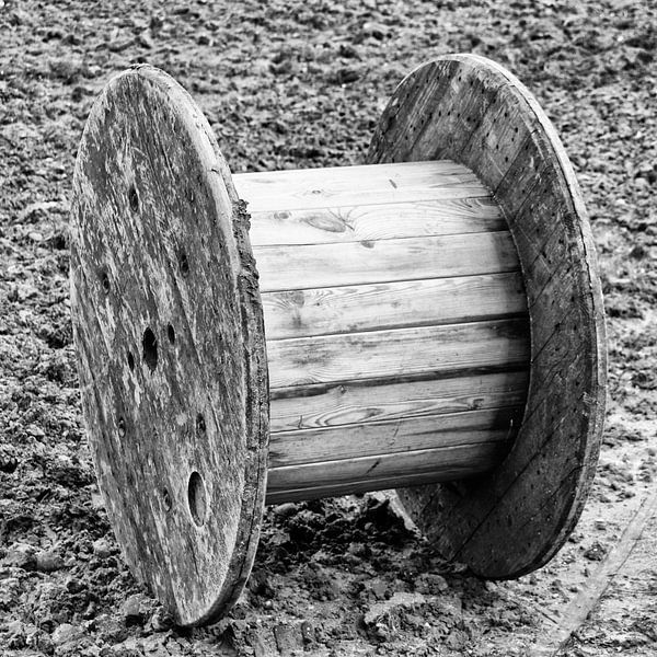 Enrouleur de câble en bois robuste par Klaartje Majoor