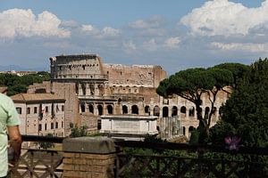 Das imposante Kolosseum in Rom, Italien