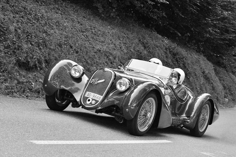 Alfa Romeo 6 C 2500 SS Corsa SW Photographie Maserati 8 CM SW Photographie Eggberg Klassik 2019 par Ingo Laue