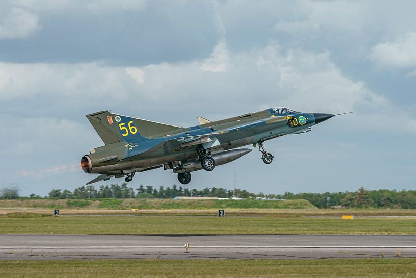 Saab J35 Dragons from Swedish Air Force Historic Flight. by Jaap van den Berg