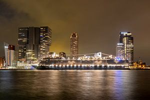 Uitzicht op de cruiseterminal in Rotterdam