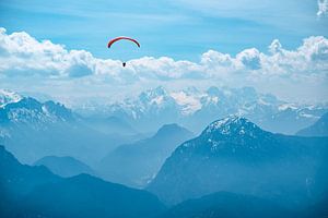 Gleitschirmflieger über den Berchtesgadener