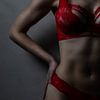 Red lingerie van Bas Alstadt Fotografie