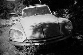 Citroen DS station black and white by Ton van Waard - Pro-Moois