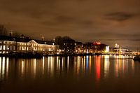 Night view over the Amstel river