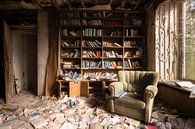 Salle de lecture abandonnée. par Roman Robroek - Photos de bâtiments abandonnés Aperçu