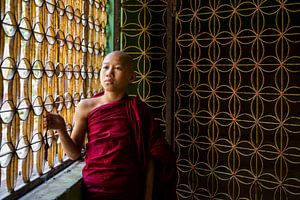 moine dans un monastère